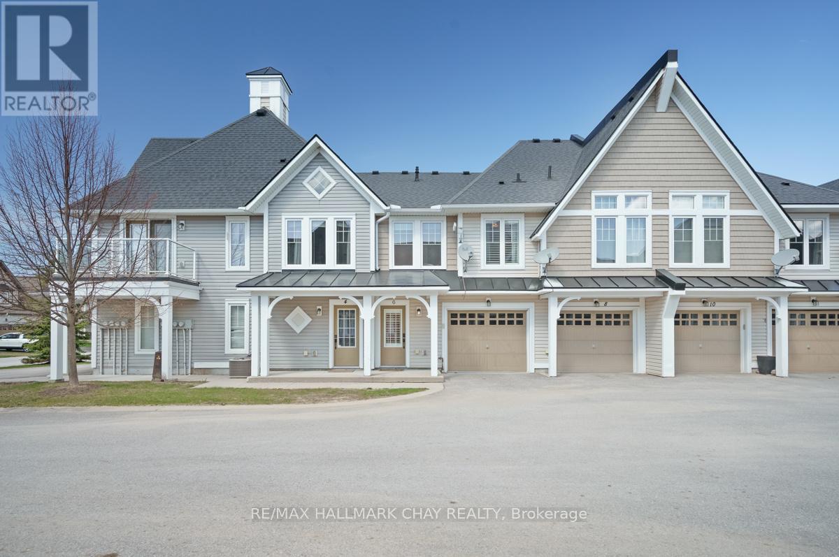 6 CARNOUSTIE LANE - 2
