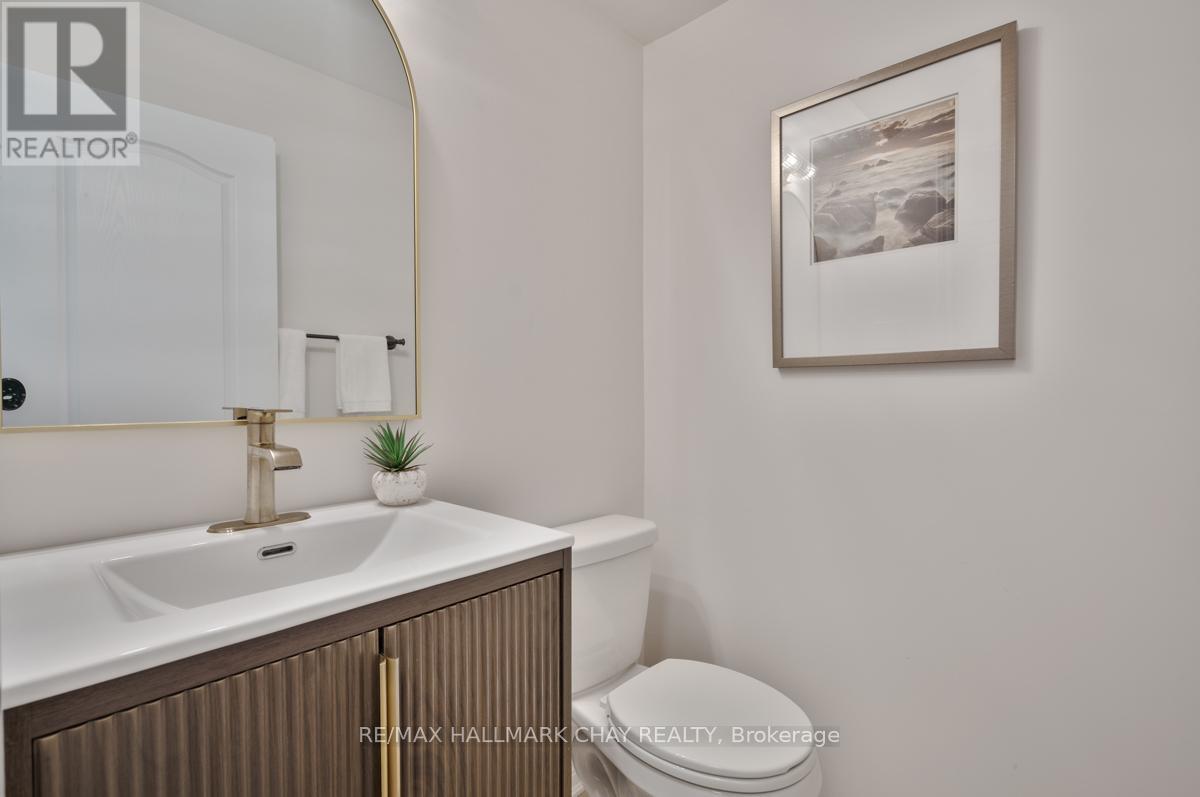 6 CARNOUSTIE LANE - 24