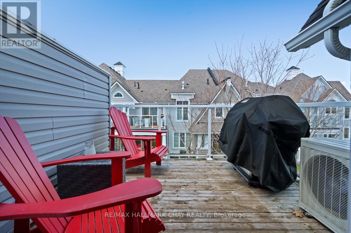 6 CARNOUSTIE LANE - 27