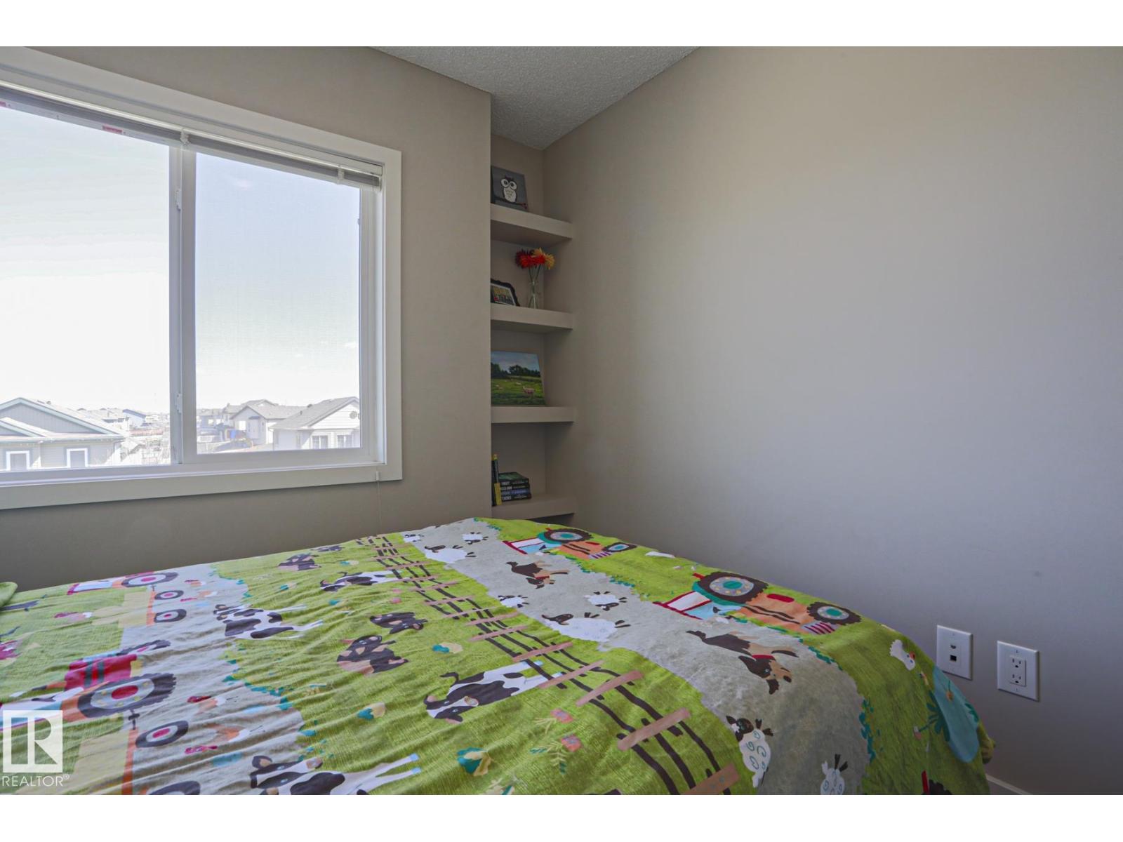 1622 33A ST NW NW - 27