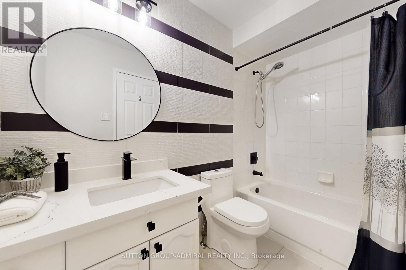 284 LANCREST STREET - 33