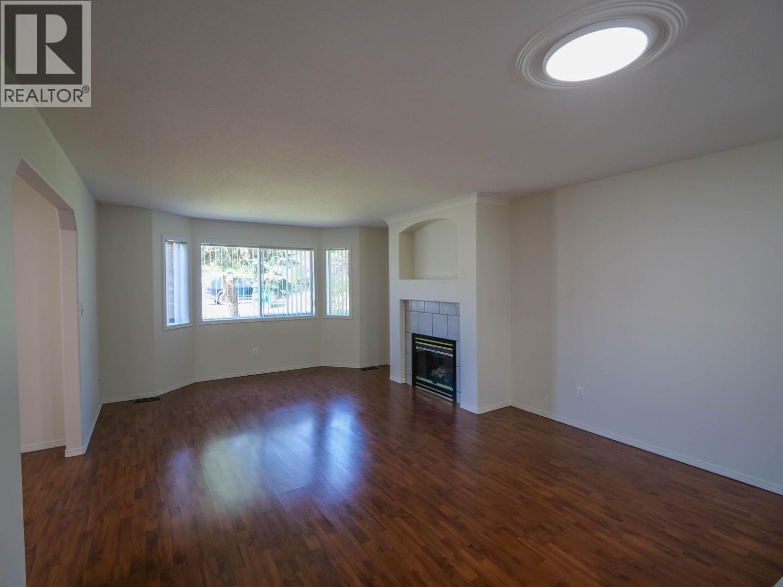 #1 410 PINCHBECK STREET - 11