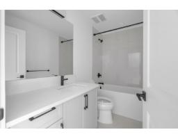 102 3528 146a Street, Surrey, BC V4P0H4 Photo 15