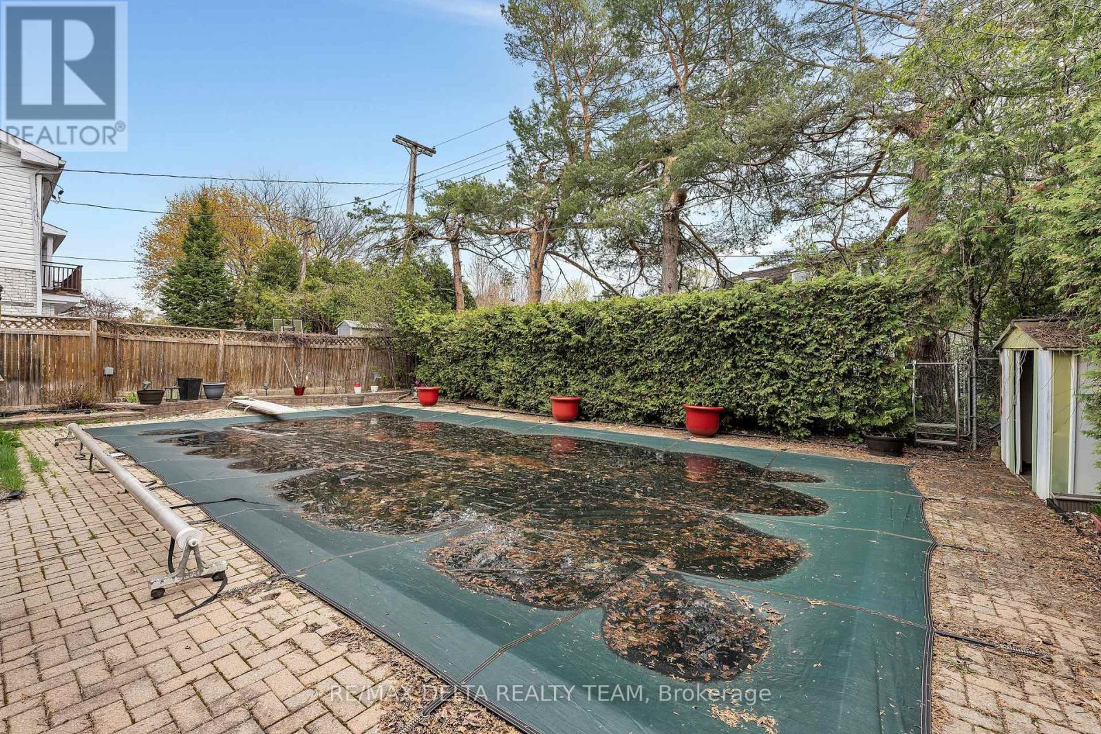 2350 GEORGINA DRIVE - 36