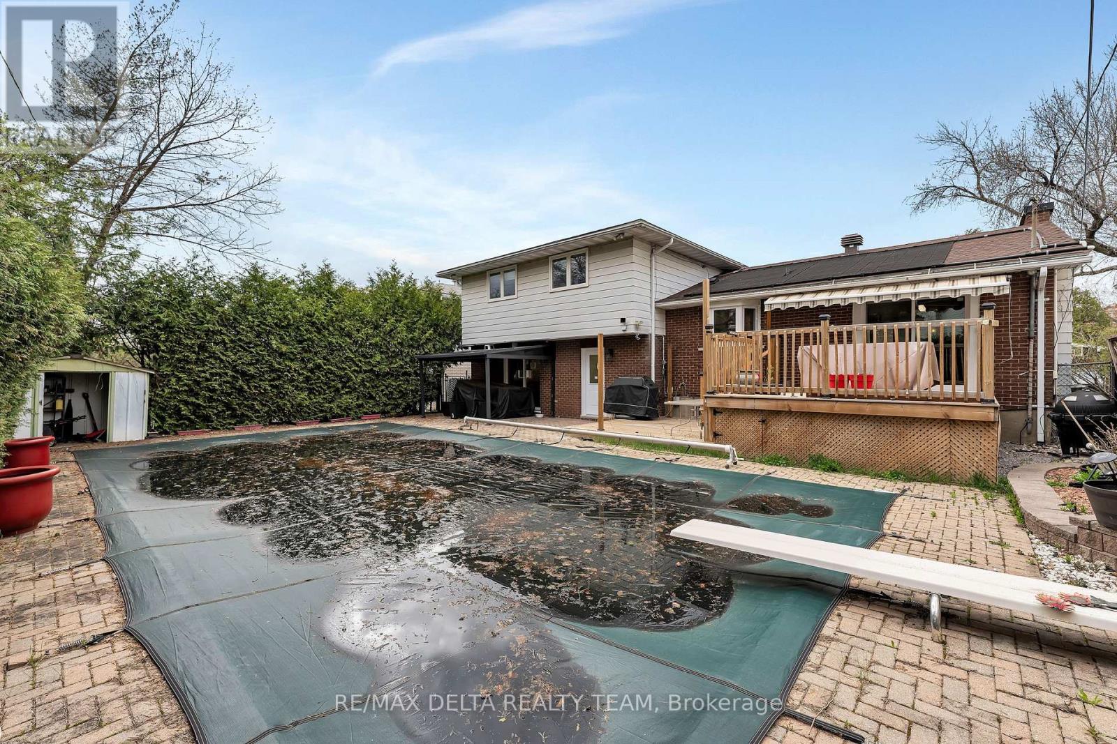 2350 GEORGINA DRIVE - 37