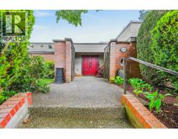 423 Greensboro Place, Vancouver, BC V5X4M6 Photo 30