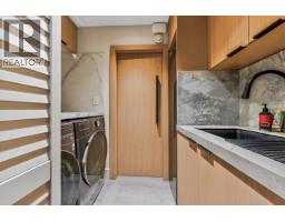 423 Greensboro Place, Vancouver, BC V5X4M6 Photo 29
