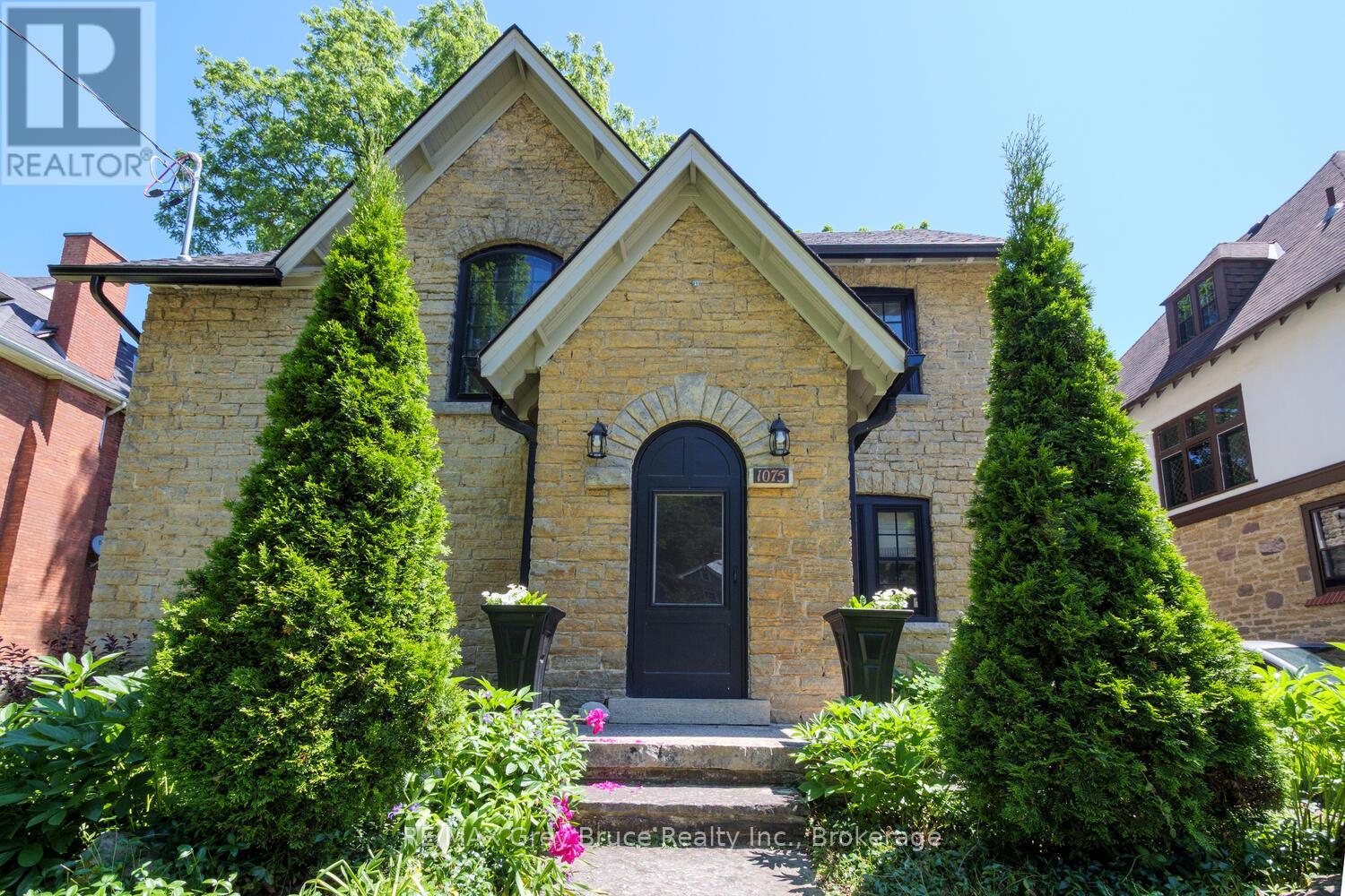 1075 4TH AVENUE W - 4