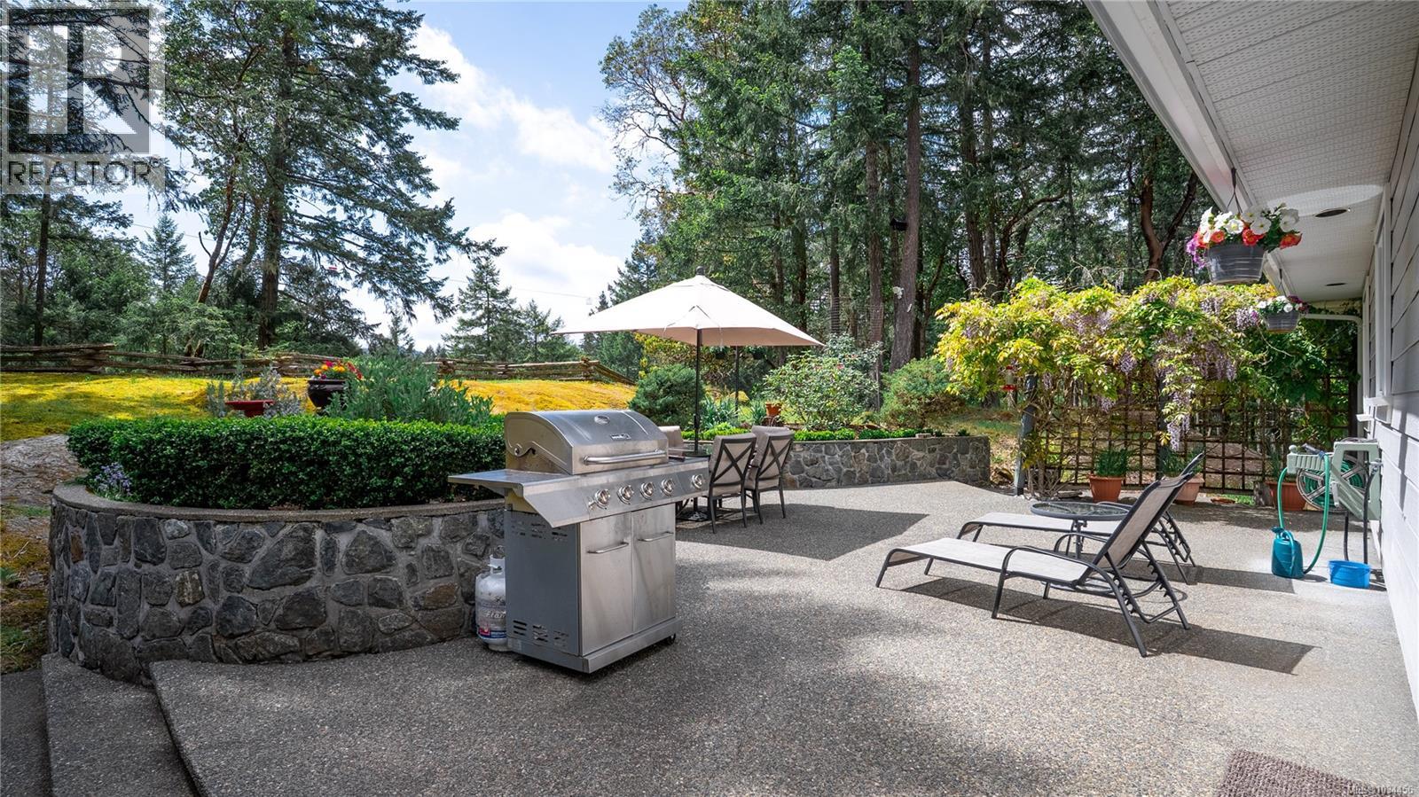 636 Stewart Mountain Rd - 19