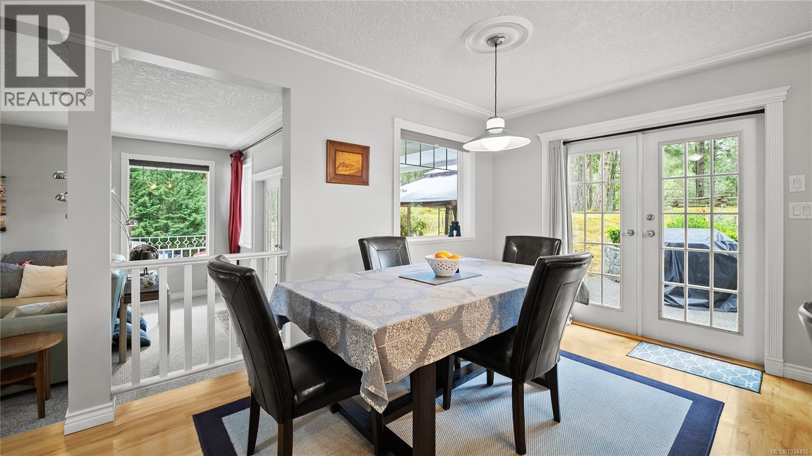 636 Stewart Mountain Rd - 25