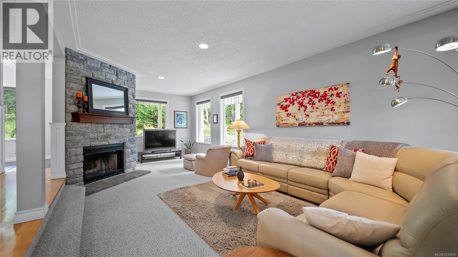636 Stewart Mountain Rd - 30
