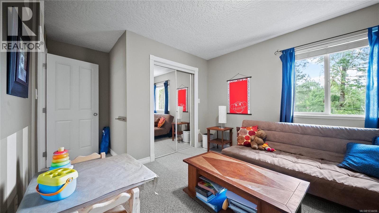 636 Stewart Mountain Rd - 41