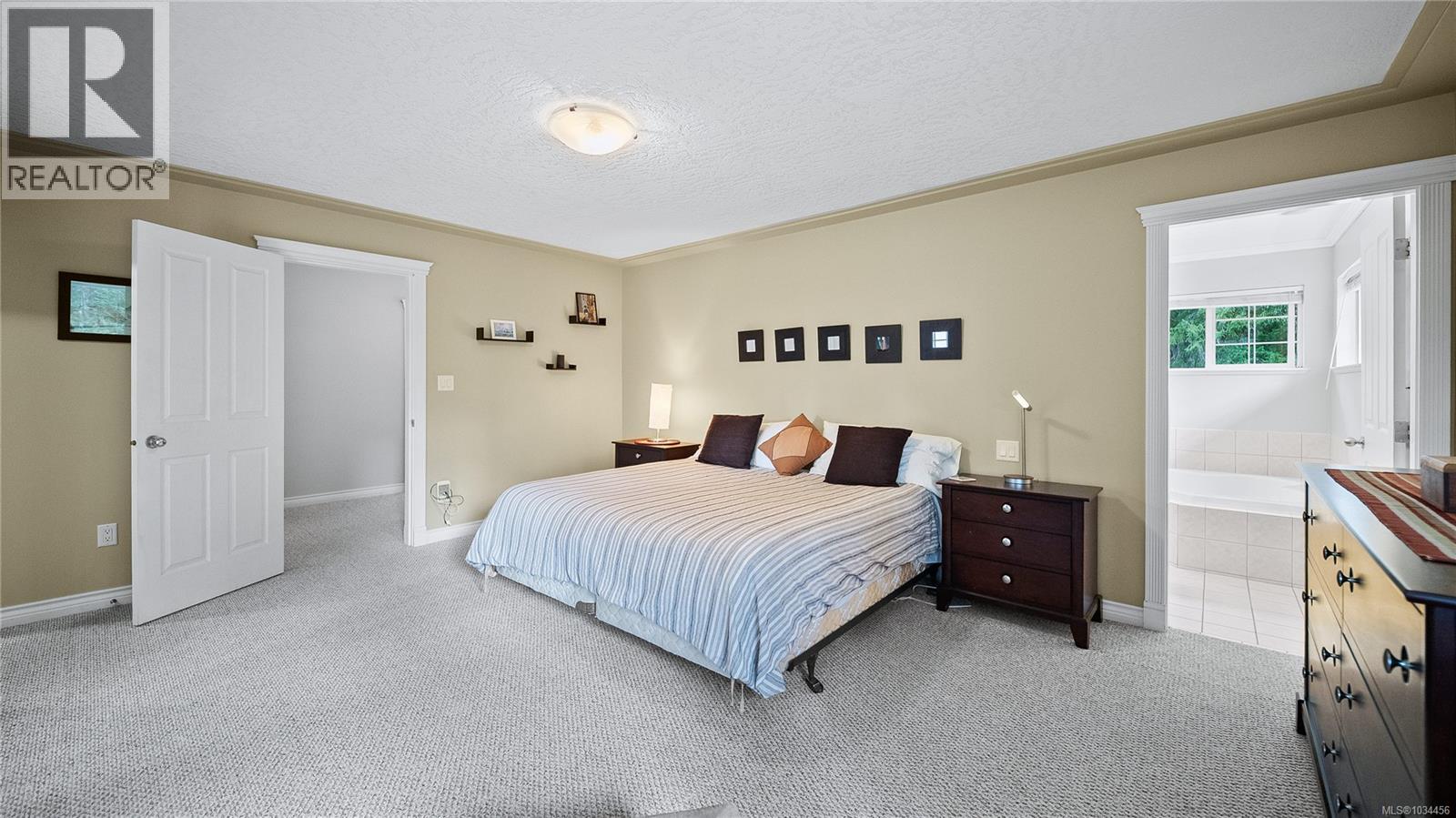 636 Stewart Mountain Rd - 51