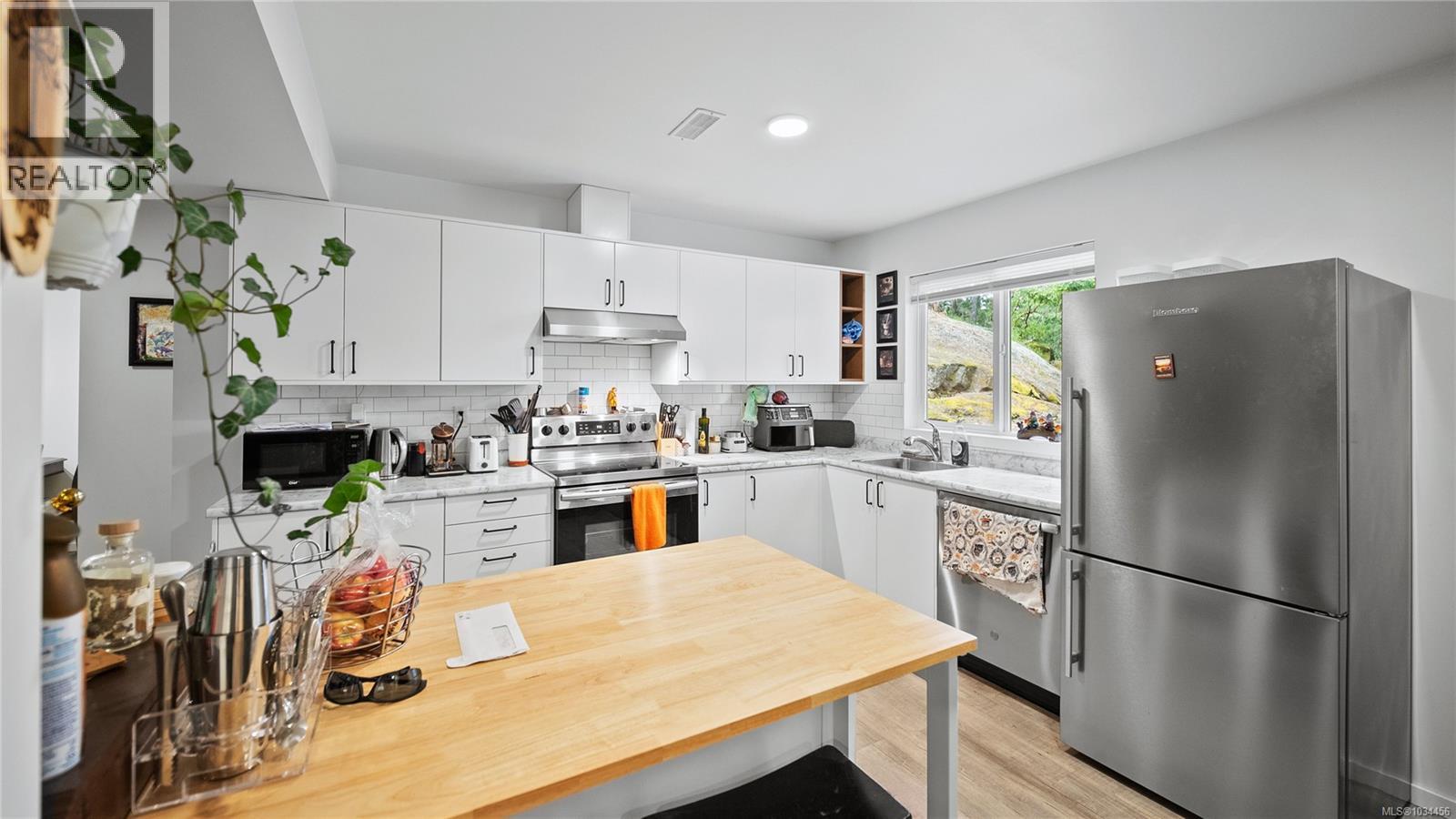 636 Stewart Mountain Rd - 58