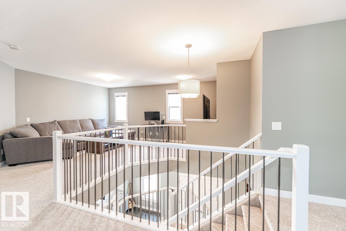 9748 205 ST NW - 11