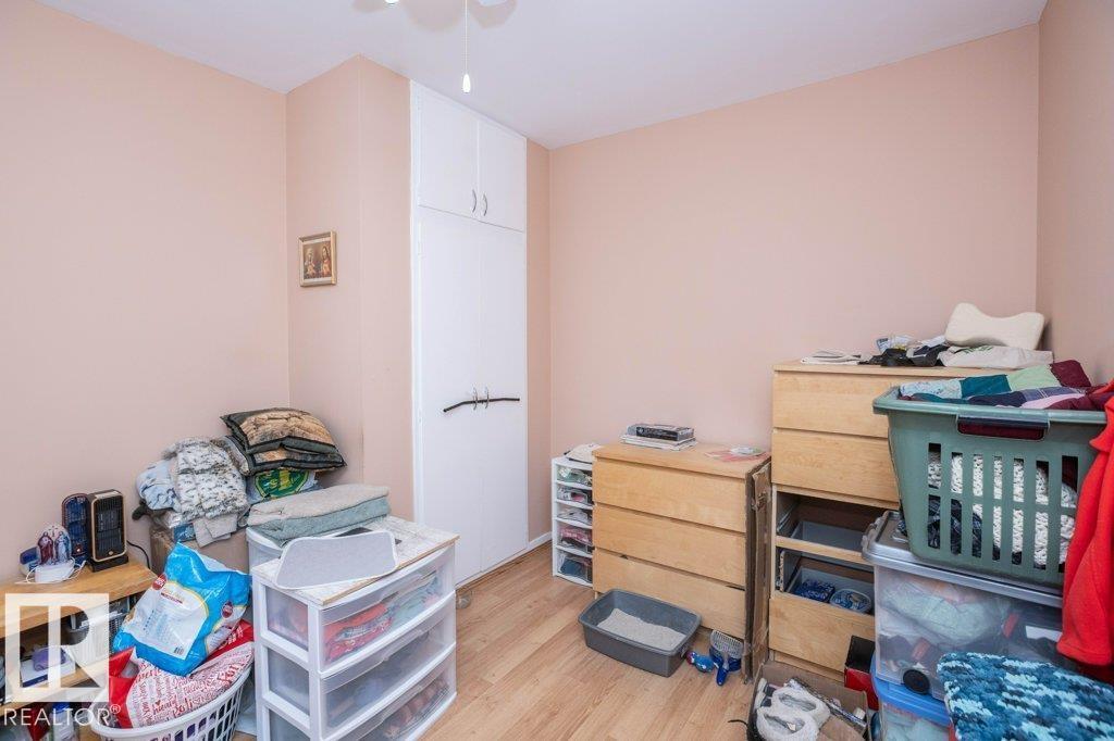 4906 51 ST - 15