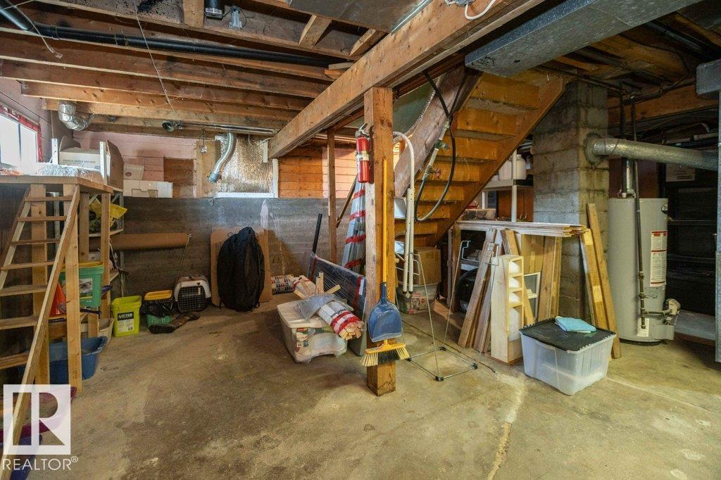 4906 51 ST - 22