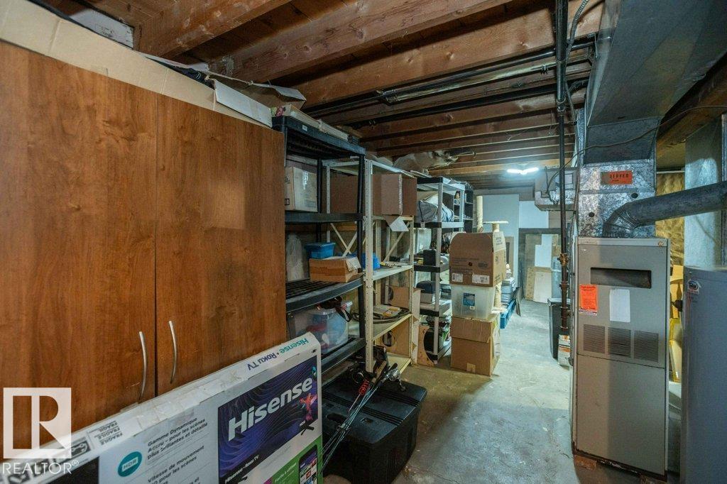 4906 51 ST - 23
