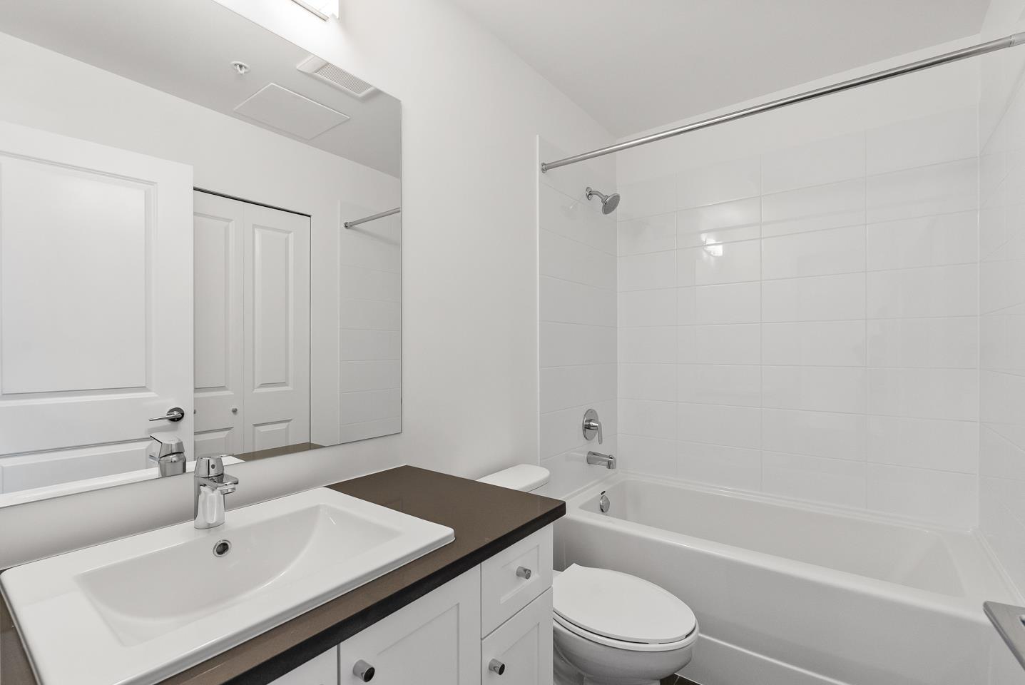 3 Bed, 2 Bath Condo for Rent in Surrey – 312 15735 85 AVENUE, Surrey – MLS# R3122388 - Image 9