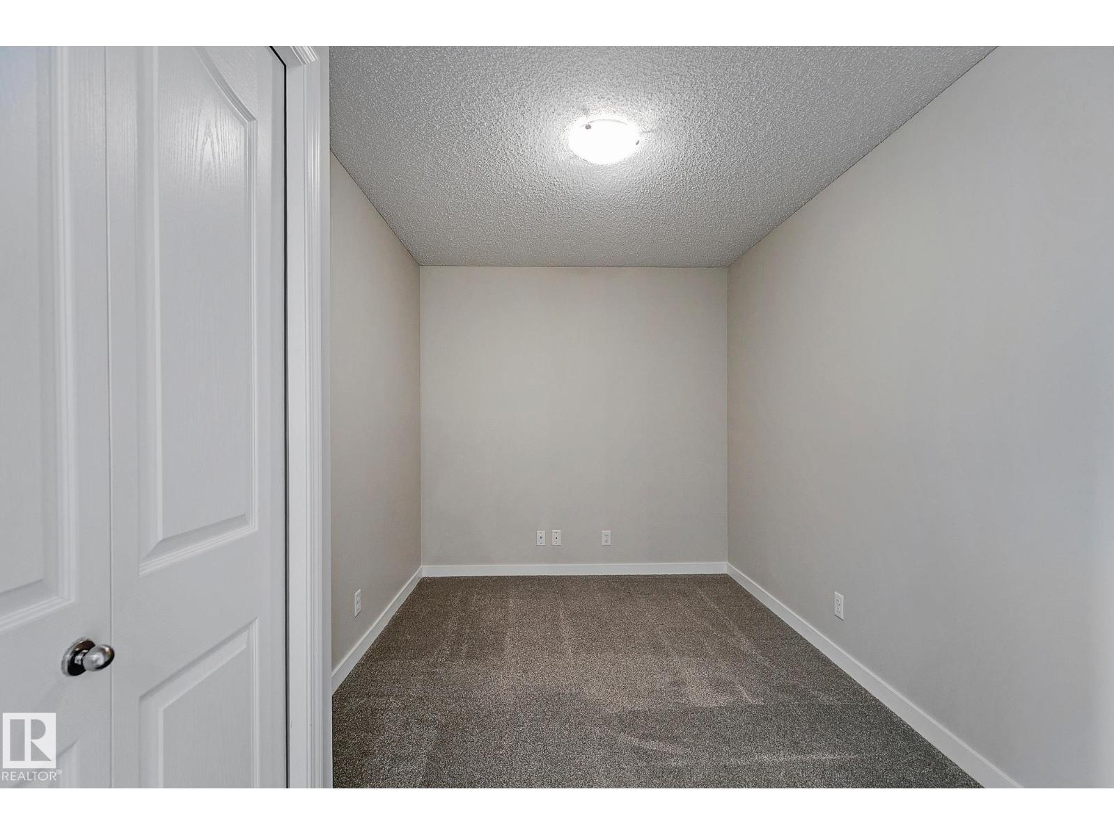 #306 12035 22 AV SW - 27