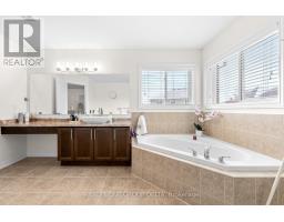 8 Charlemagne Avenue, Barrie, ON L4M0A9 Photo 24