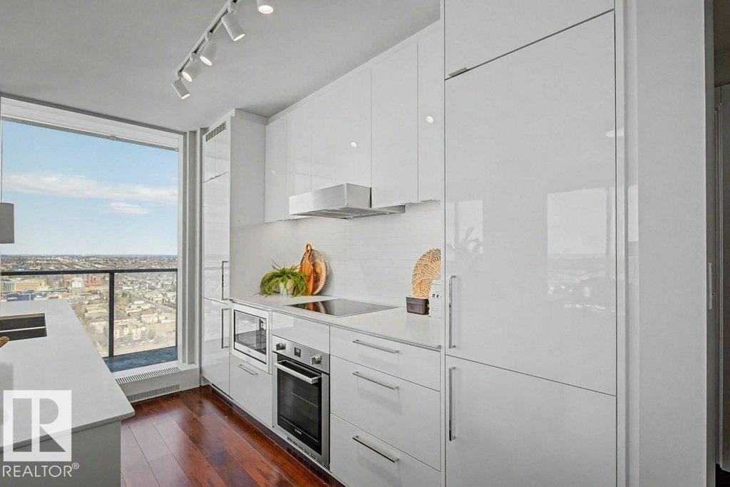 #2601 10360 102 ST NW NW - 10