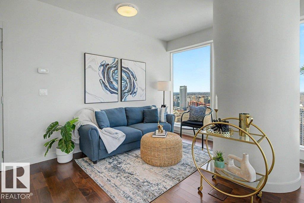 #2601 10360 102 ST NW NW - 18