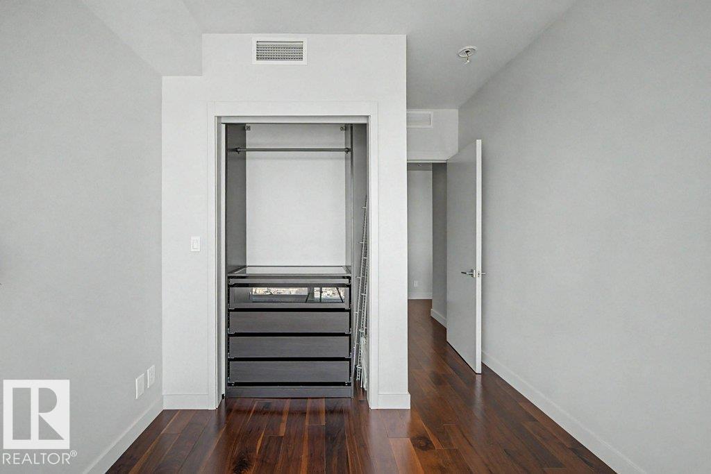 #2601 10360 102 ST NW NW - 31