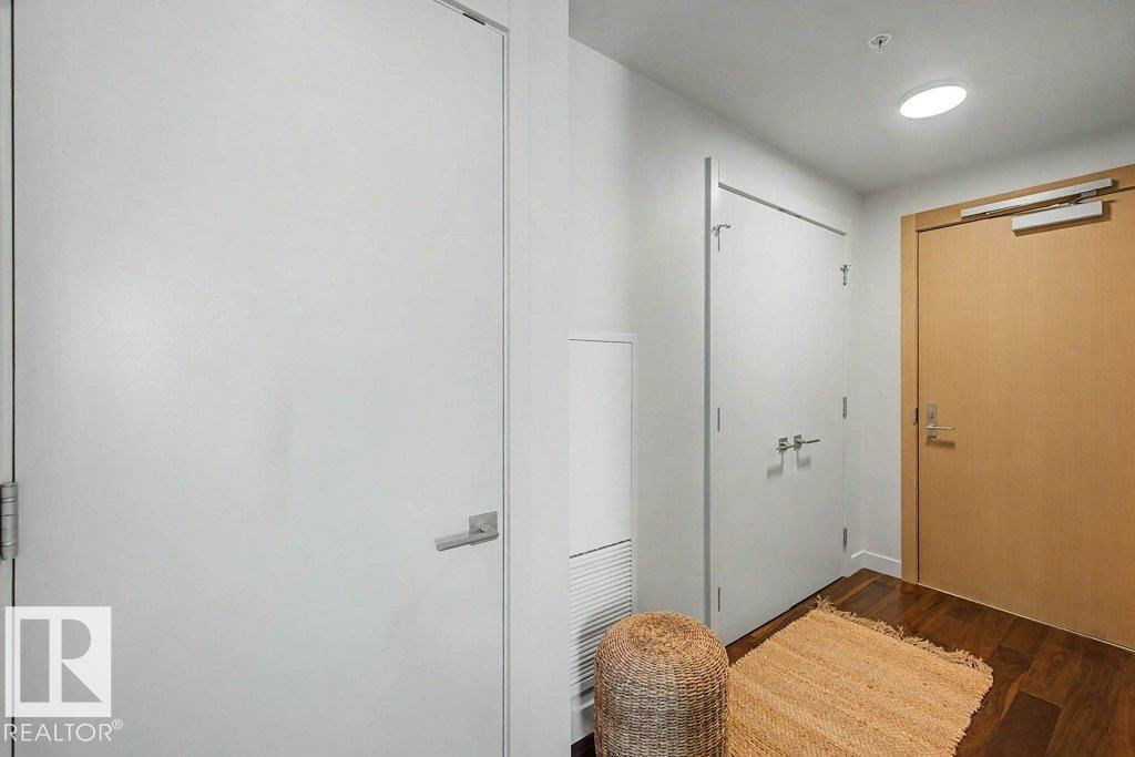 #2601 10360 102 ST NW NW - 33