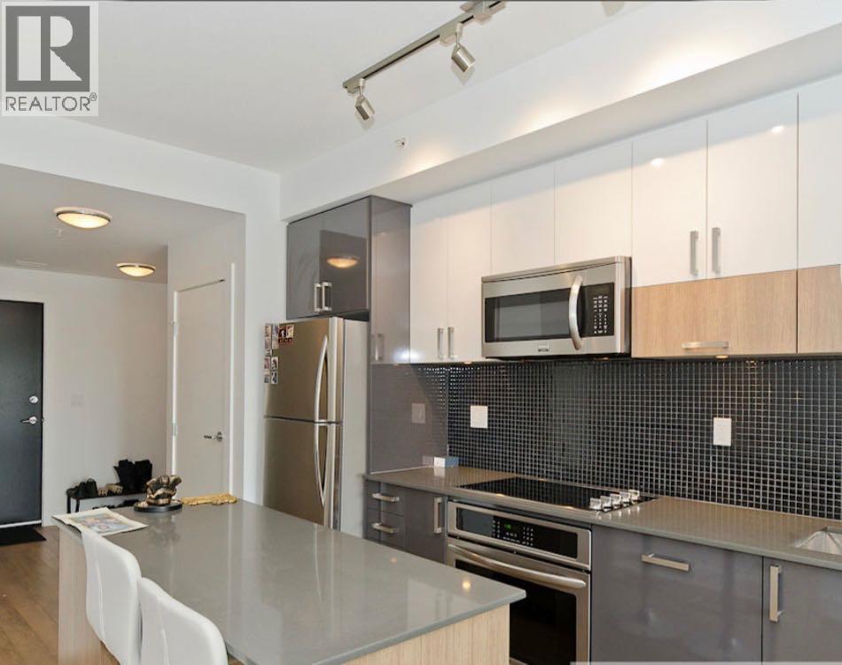 #809 550 Riverfront Avenue SE - 4