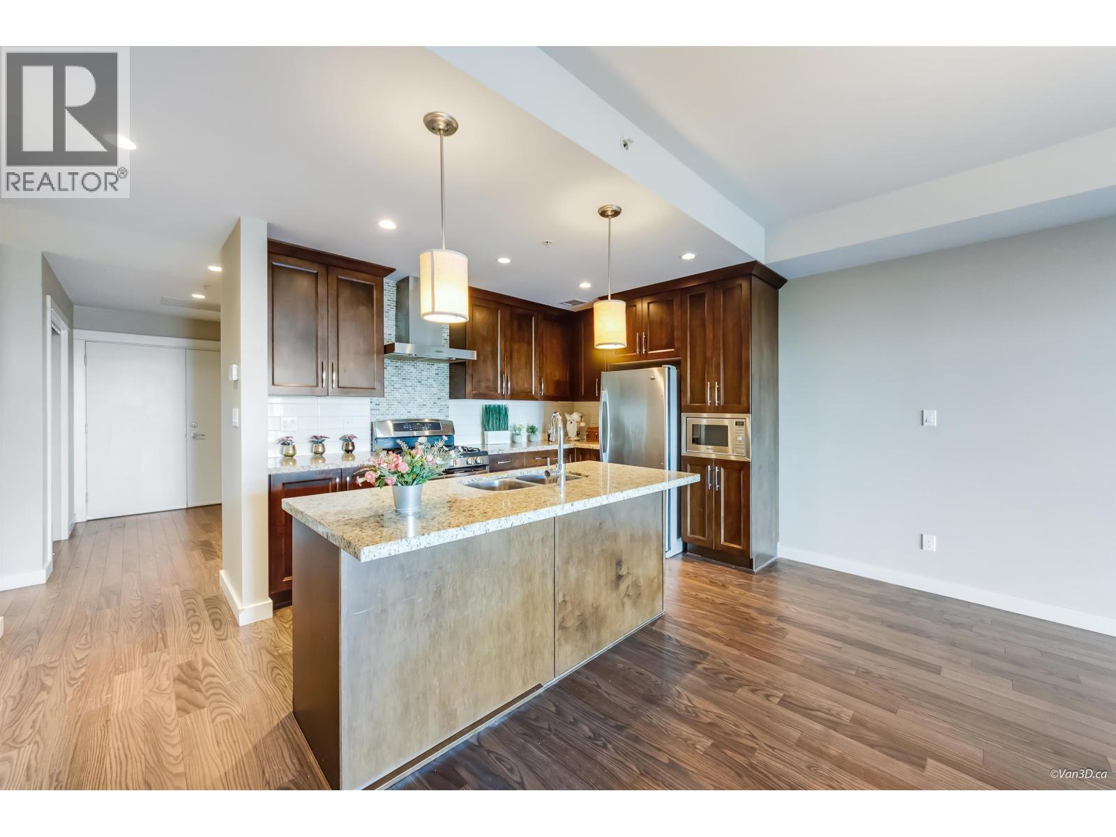 #112-5055 SPRINGS Boulevard, Tsawwassen