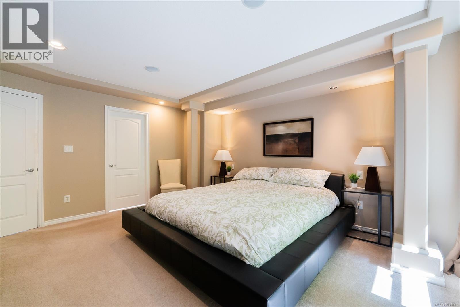 3893 Gulfview Dr - 24
