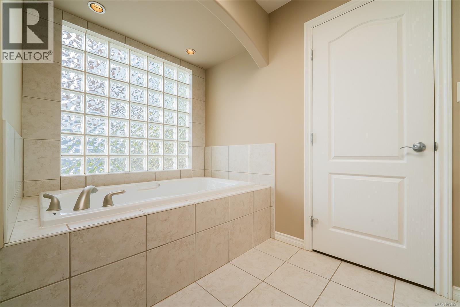 3893 Gulfview Dr - 26