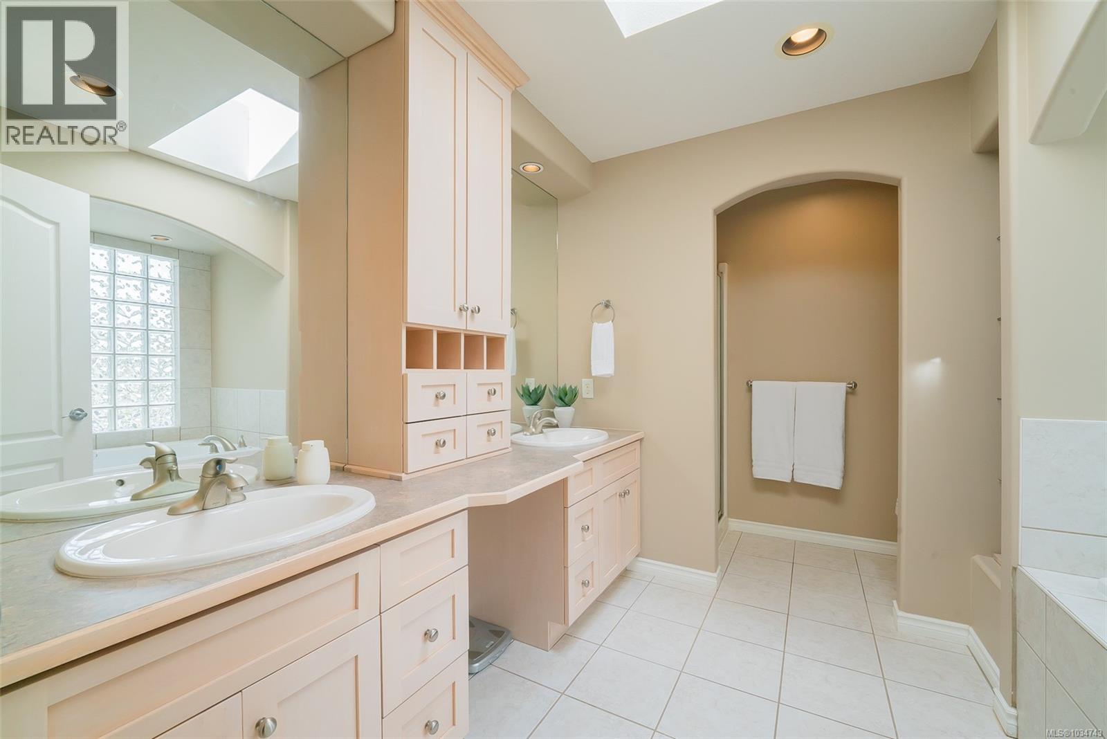 3893 Gulfview Dr - 27
