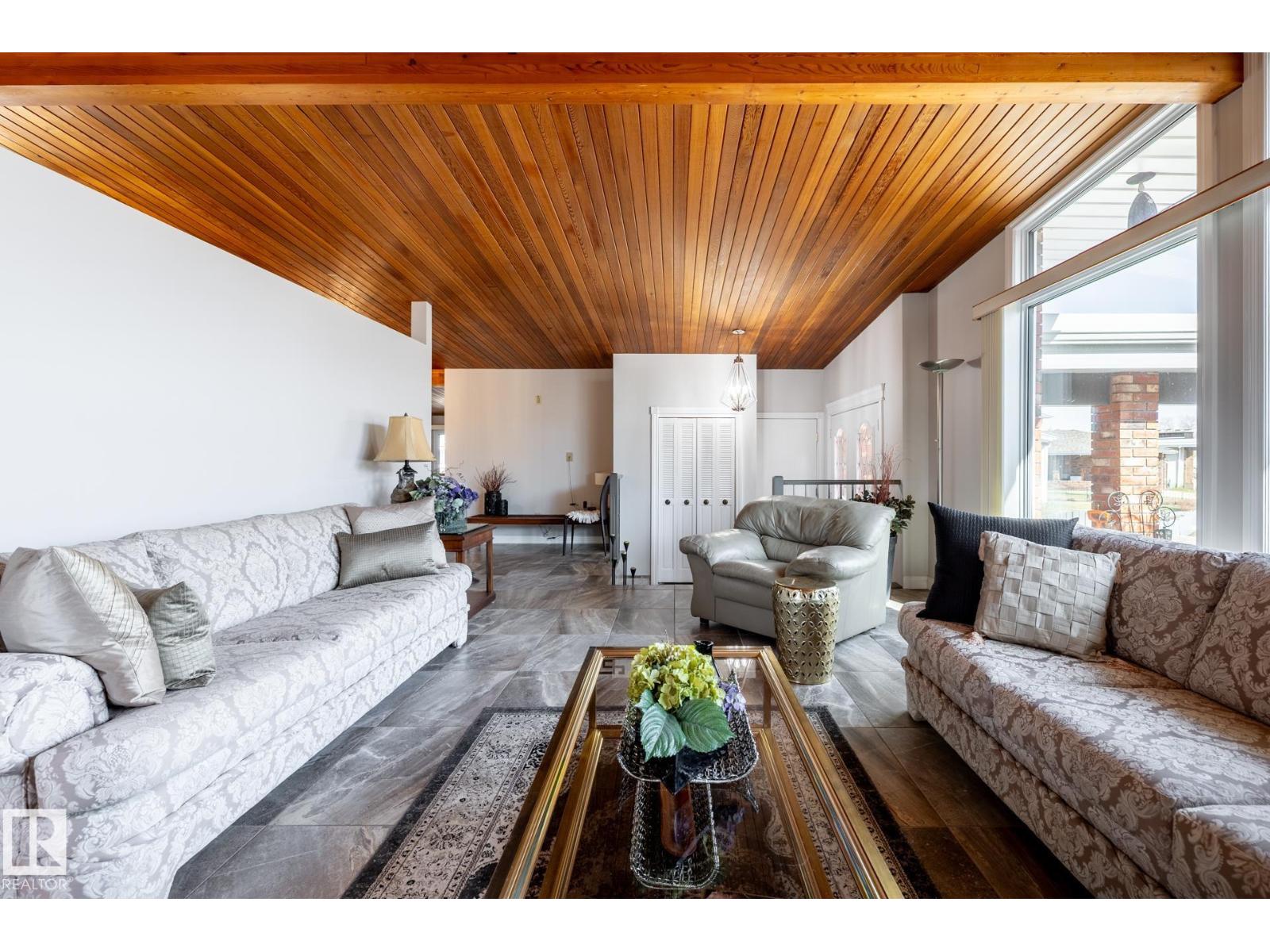 16536 103 ST NW - 11