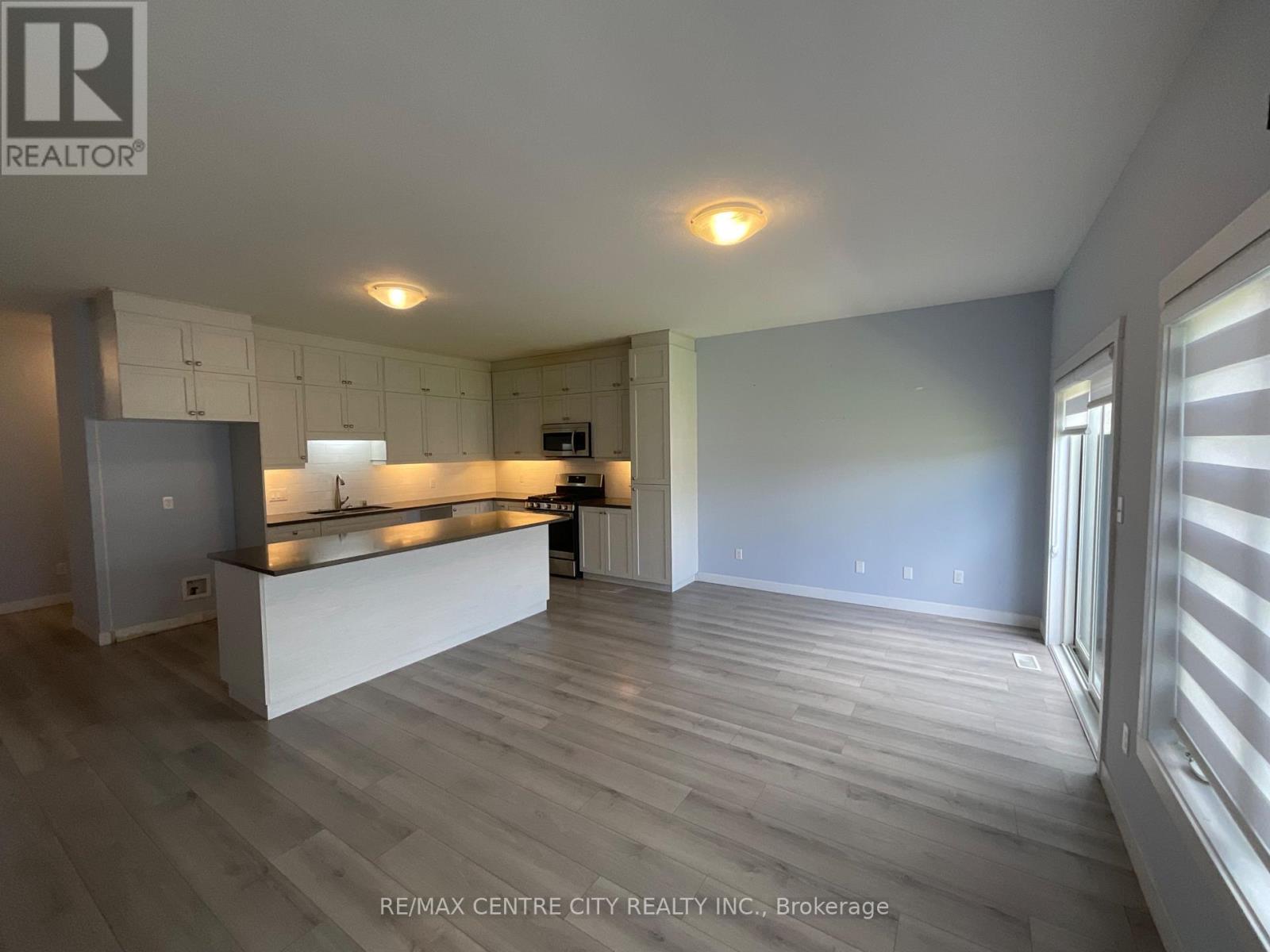 39 WATERTHRUSH LANE - 12