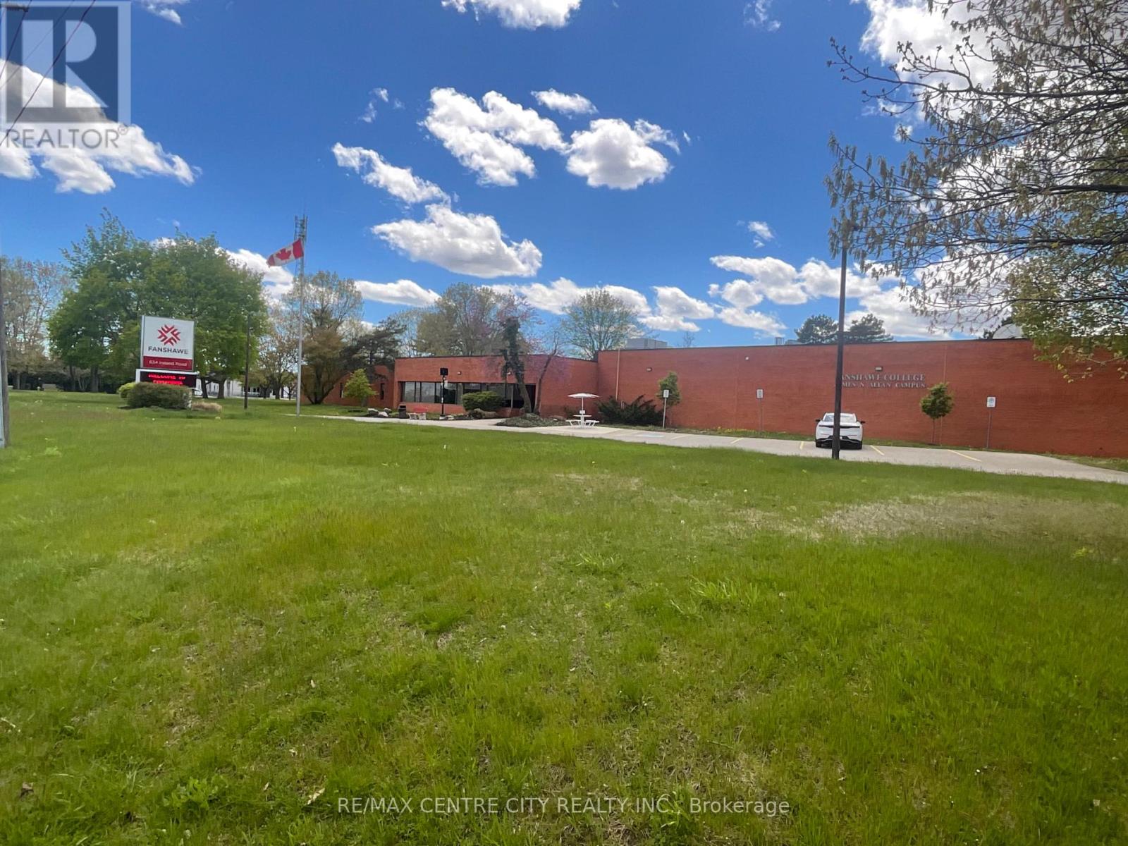 39 WATERTHRUSH LANE - 25