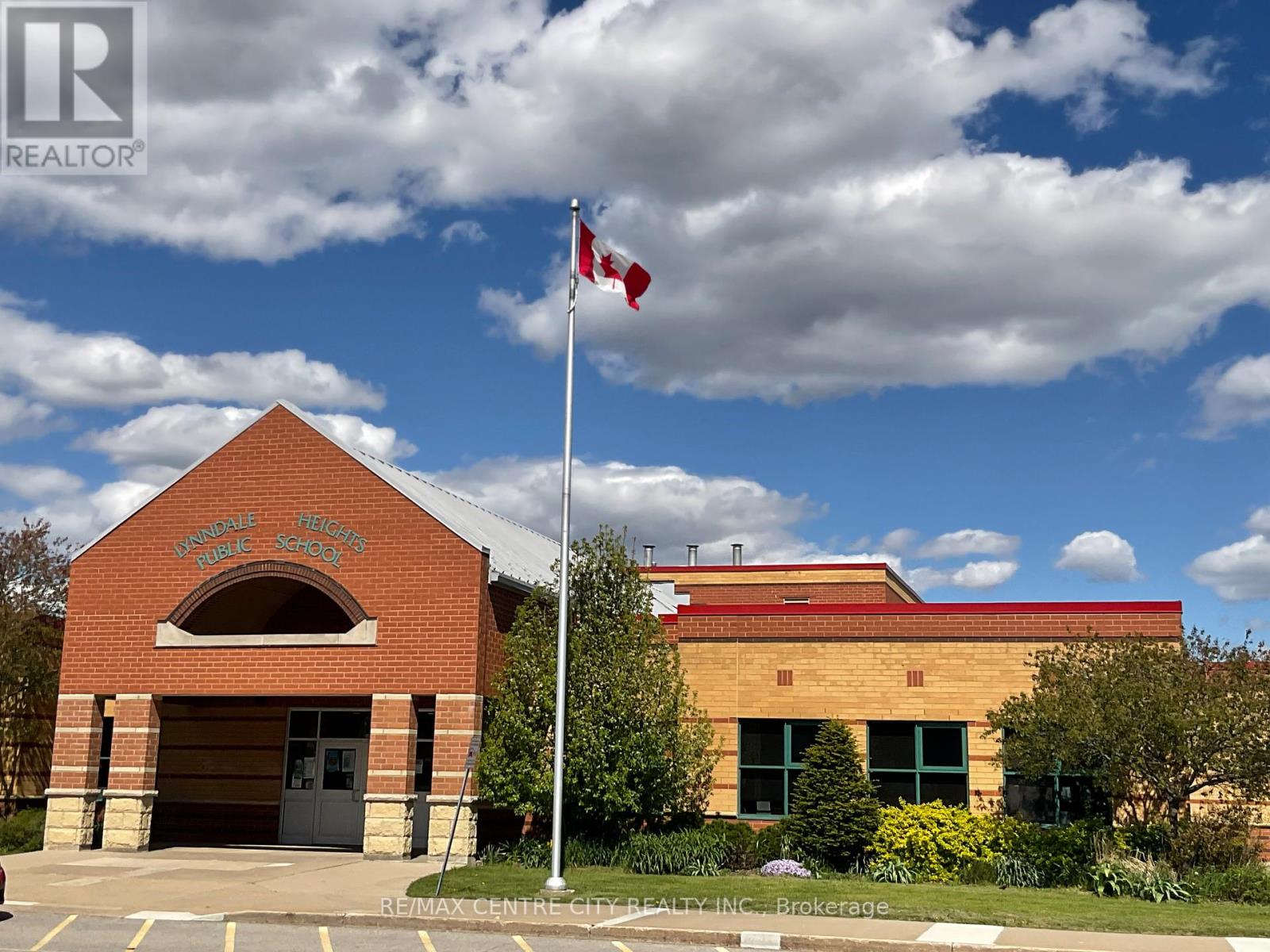 39 WATERTHRUSH LANE - 26