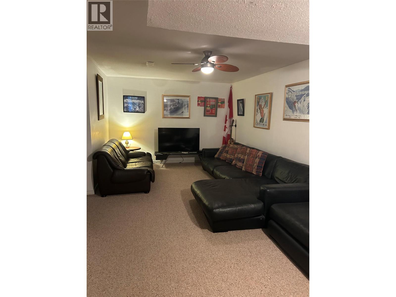 1736 Hay Road, Revelstoke