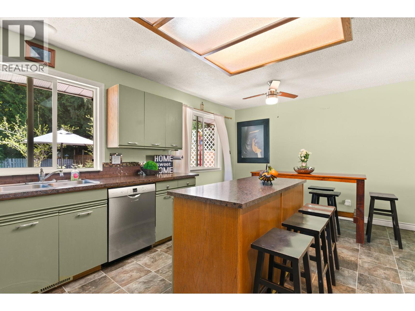 1736 Hay Road, Revelstoke