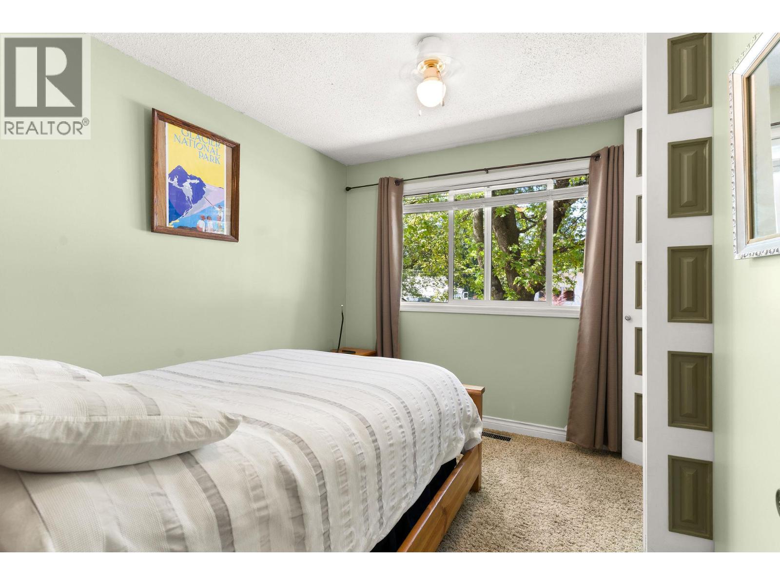 1736 Hay Road, Revelstoke