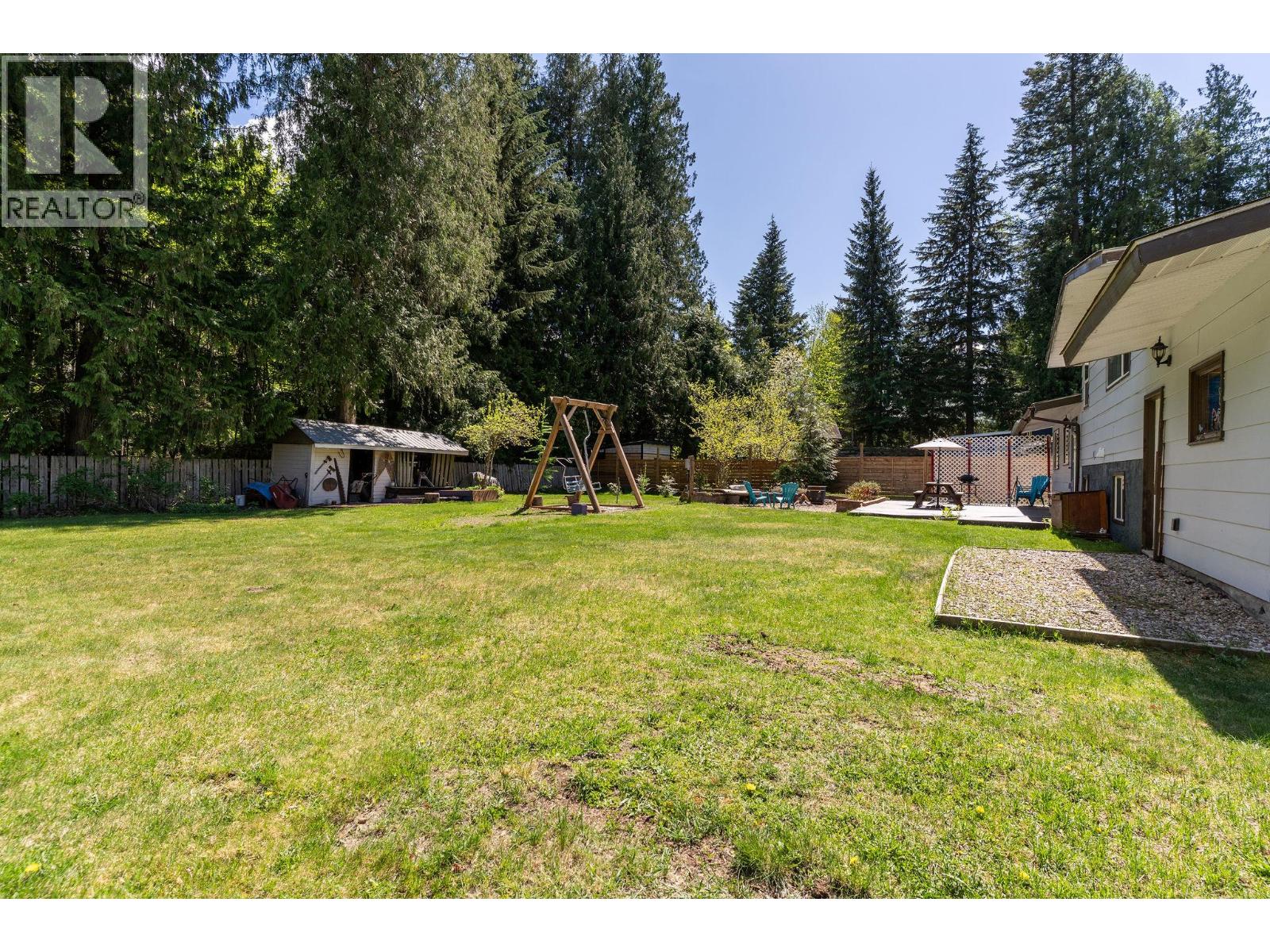 1736 Hay Road, Revelstoke