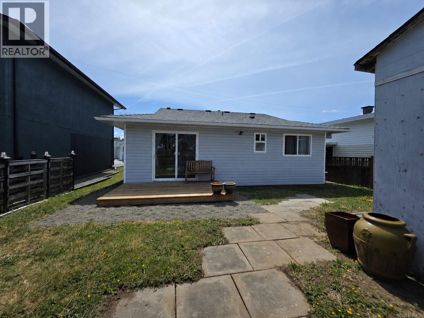 4535 Arrowsmith Rd - 11