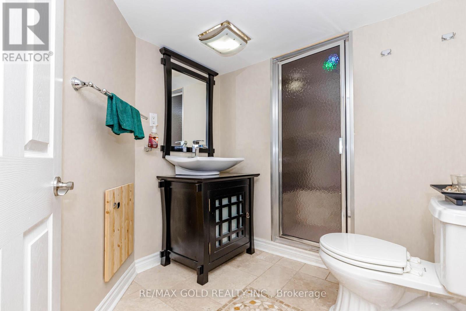 45 FISHING CRESCENT - 35