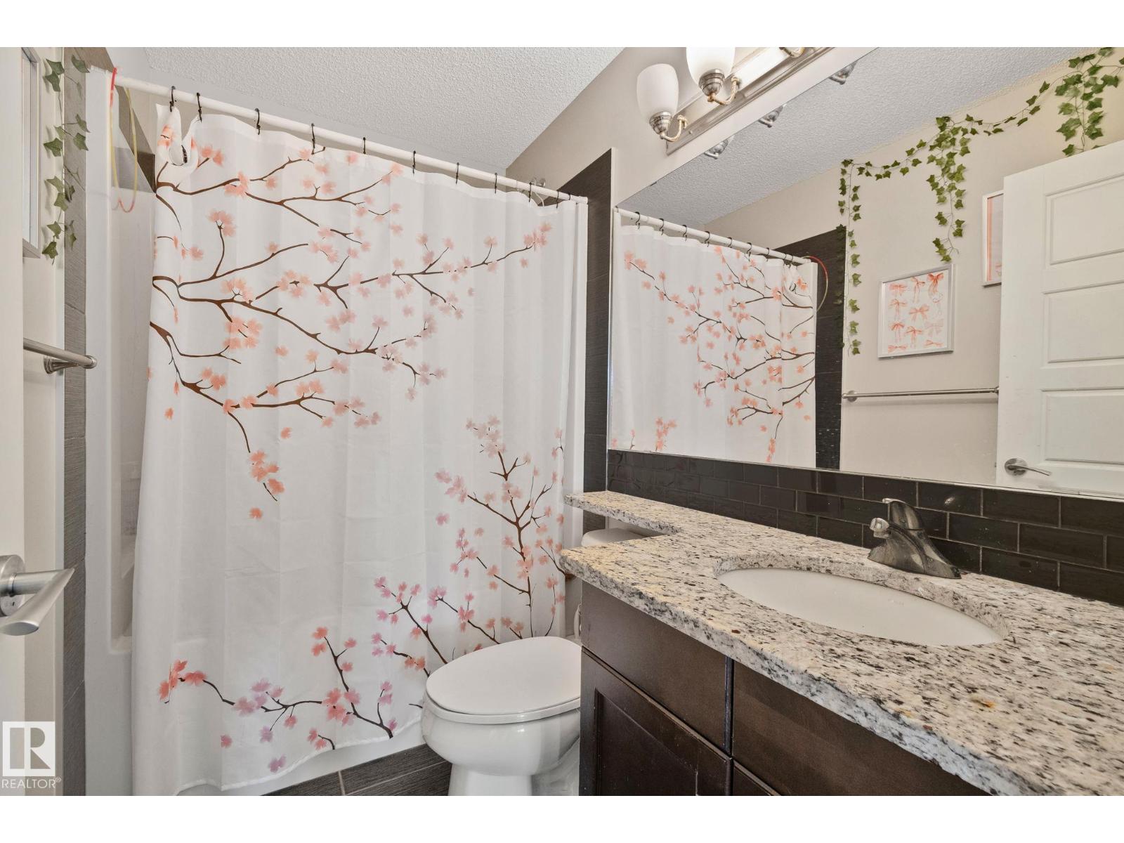 16404 136 ST NW, Edmonton