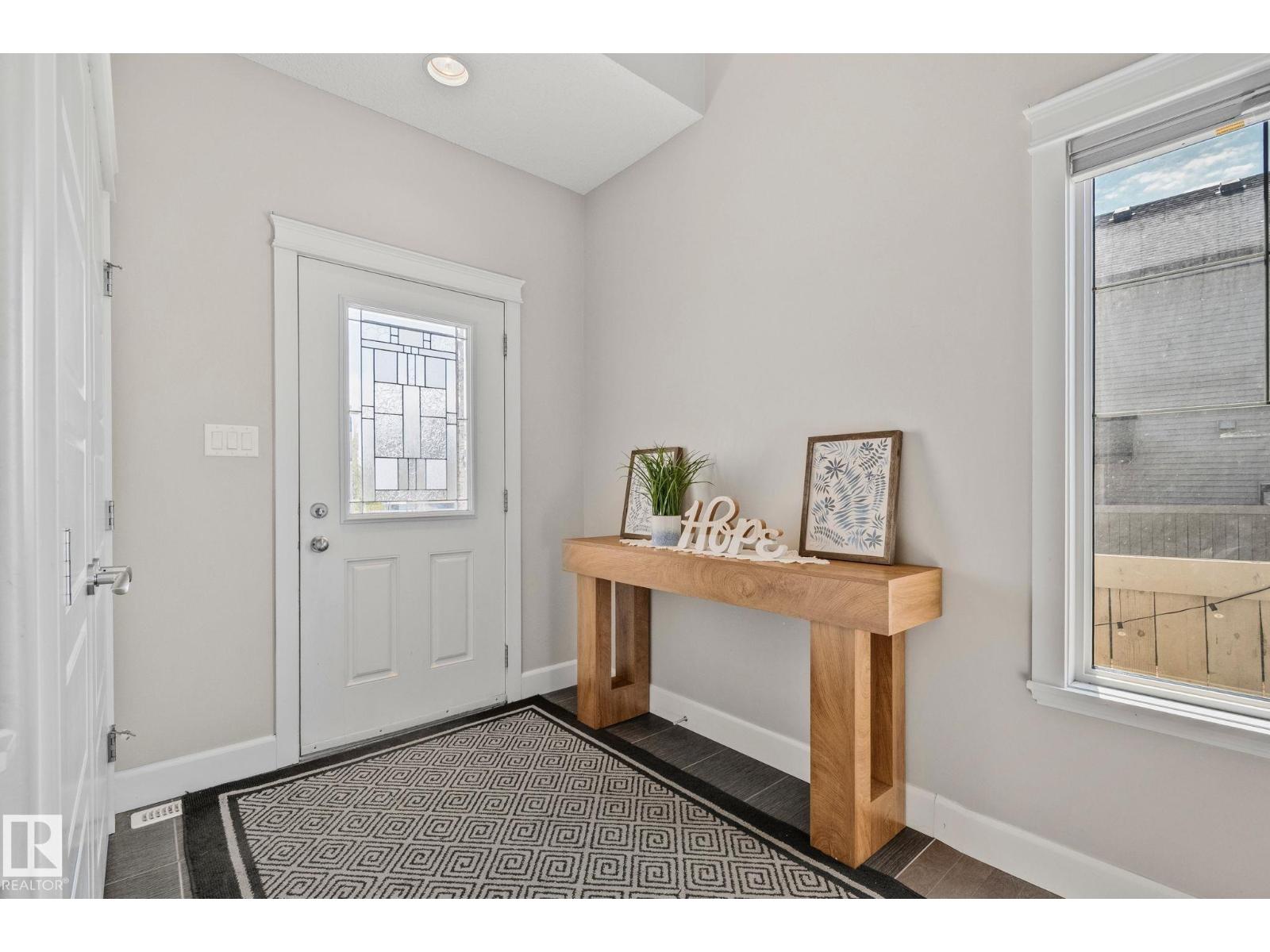 16404 136 ST NW, Edmonton