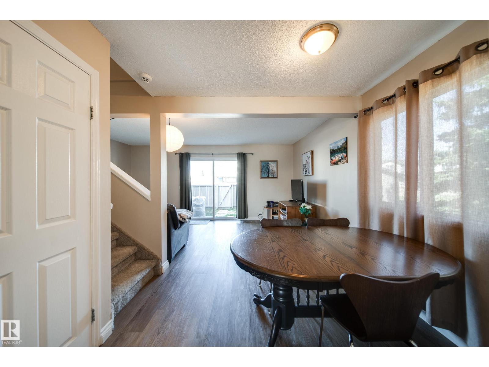 #21 18010 98 AV NW, Edmonton