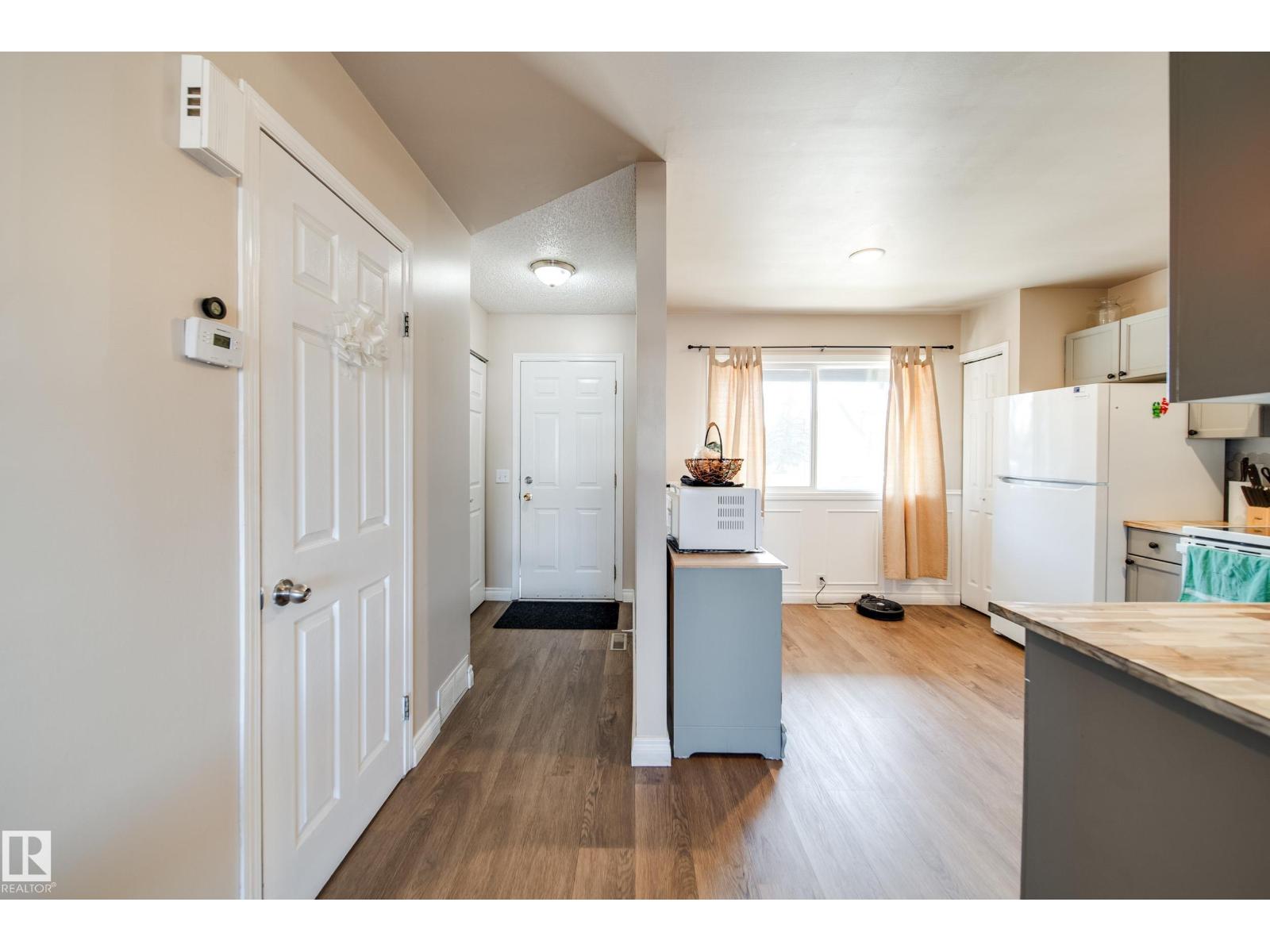 #21 18010 98 AV NW, Edmonton