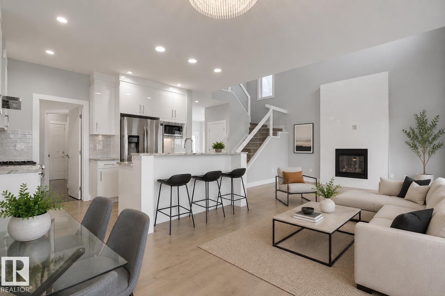 635 42 ST SW - 13