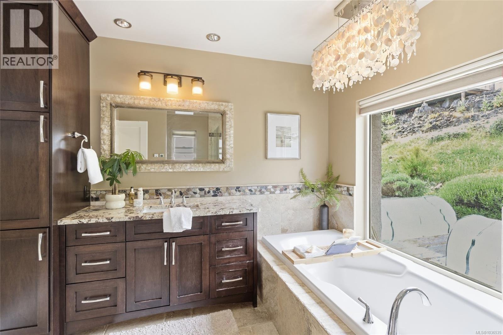4839 Fillinger Cres - 18
